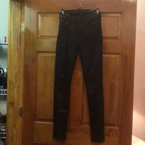 5 pocket skinny jeans